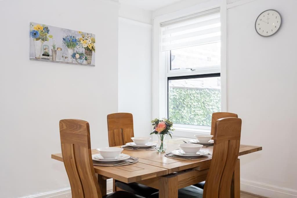 Bright & Modern 3 Bedroom Old Trafford Home Manchester Luaran gambar